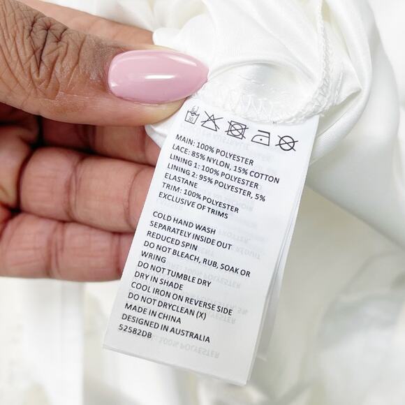 Bardot Women's Mae Lace V-neckline Voluminous Sleeves Dress in‎ White Size 6 - Picture 5 of 7